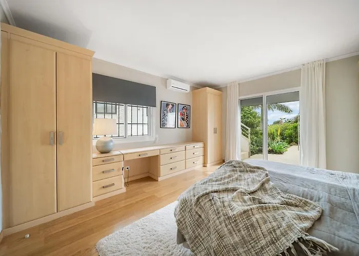 3br In New Andalucia Holiday home