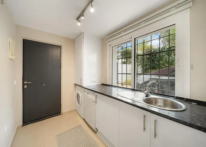 3br In New Andalucia Casa vacanze *